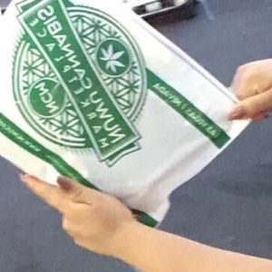 Meet your Posher, Karla